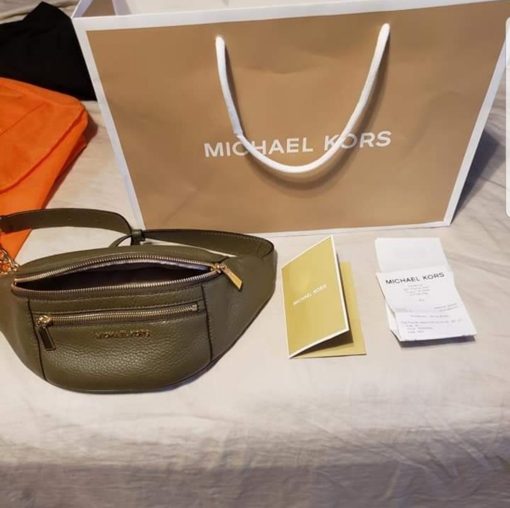 Michael Kors Belt Wallet
